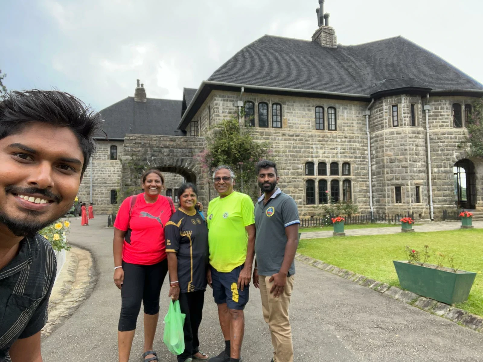 Get the best Taxi Price in Sri Lanka